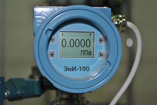 Датчик давления ЭнИ-100 с жидкокристаллической индикацией